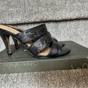 Expression size 7 heels